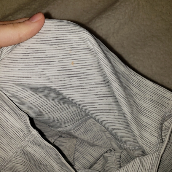 lulu🍋 leggings - Picture 5 of 5